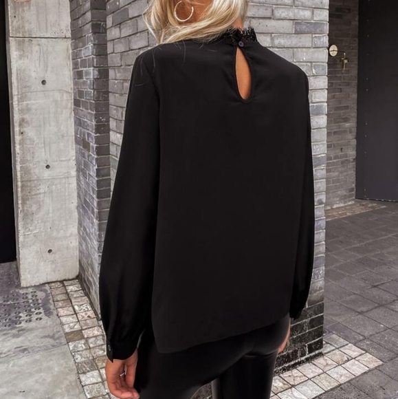 New Black Contrast Lace Blouse - Picture 2 of 10